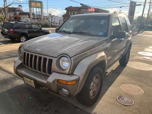 03 Jeep Liberty Limited Gold for sale in BRICK, NJ