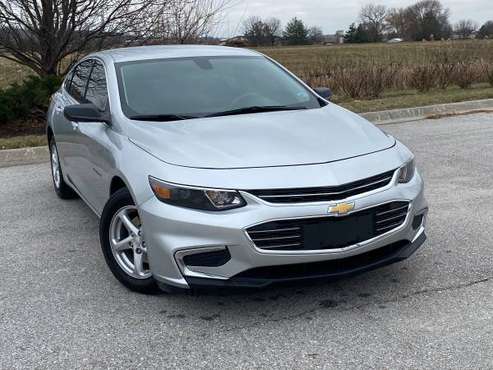 2018 Chevrolet Malibu ***17K Miles Only*** - cars & trucks - by... for sale in Omaha, IA