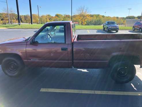 1998 Chevy Silverado 5 speed - cars & trucks - by owner - vehicle... for sale in Mansfield, OH