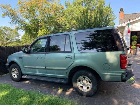 1997 Ford Expedition XLT V8 - cars & trucks - by owner - vehicle... for sale in Boiling Springs, SC