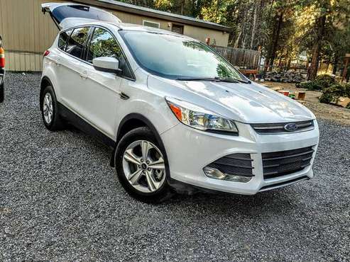 2015 4WD Ford Escape 2.0L Turbocharged EcoBoost super clean 1 owner... for sale in Crescent, OR