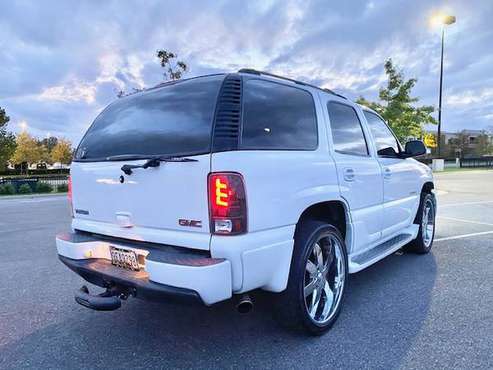 2005 GMC YukonDenali Sport Utility 4D - cars & trucks - by owner -... for sale in LANHAM, District Of Columbia