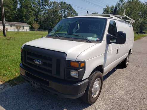 2013 ford E250 work van for sale in Summerville , SC