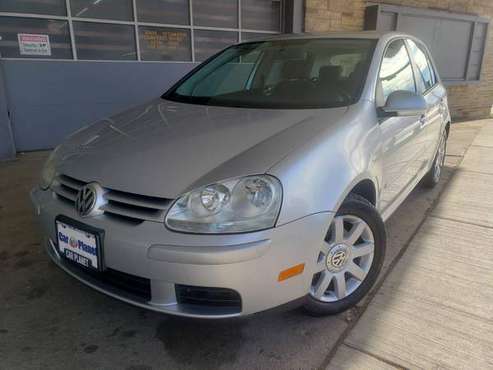 2006 VOLKSWAGEN RABBIT - cars & trucks - by dealer - vehicle... for sale in MILWAUKEE WI 53209, WI
