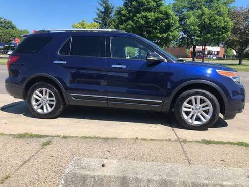 2011 ford explorer guaranteed credit approval $1,999 DOWN DRIVE... for sale in Eastpointe, MI