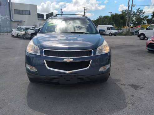 2013CHEVY TRAVERSE LT - cars & trucks - by dealer - vehicle... for sale in Miami, FL