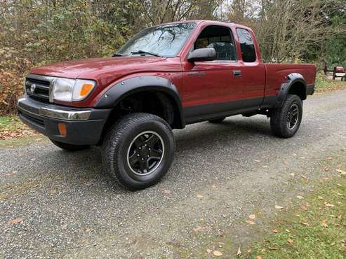 2000 Toyota Tacoma SR5 X-Cab LOW Miles - cars & trucks - by dealer -... for sale in Bellingham WA, OR