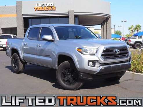 2017 Toyota Tacoma SR5 DOUBLE CAB 5 BED V6 4x4 Passeng - Lifted for sale in Glendale, AZ