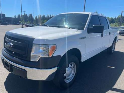 2014 Ford F-150 4WD SuperCrew 145 XL - - by dealer for sale in Milwaukie, OR