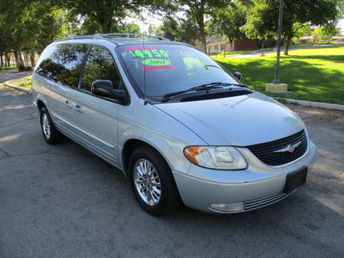 2001 Chrysler Town&Country Limited Van, AWD, 6cyl. 3rd row, MINT... for sale in Sparks, NV