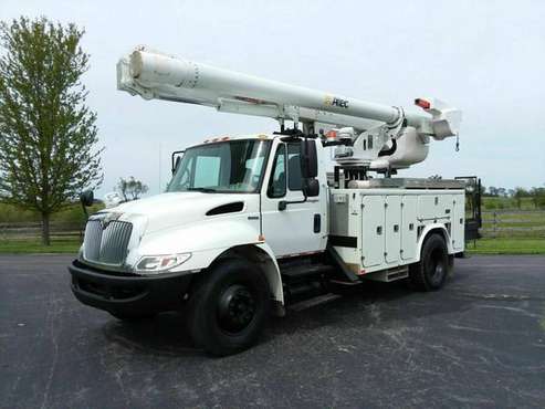 50' 2008 International 4300 Altec Bucket Truck Diesel Material... for sale in Gilberts, MO