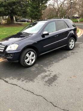 2010 Mercedes Benz ML350 4MATIC - cars & trucks - by owner - vehicle... for sale in Greenway, District Of Columbia