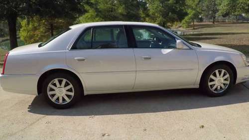 07 cadillac dts pearl white for sale in Tacoma, WA