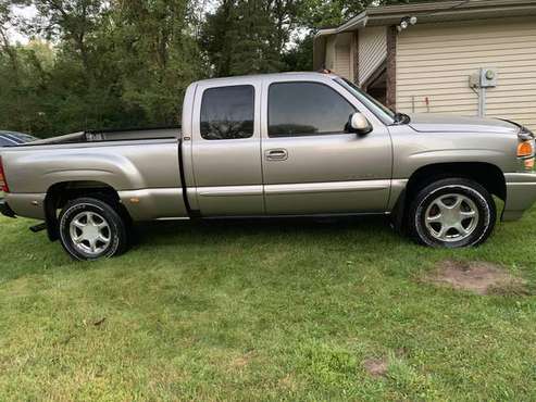 2003 GMC 1500 Ext Cab Sierra Denali AWD Pickup for sale in Hastings, MN