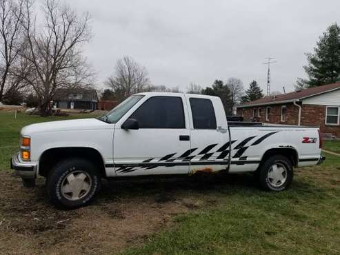 1998 4x Silverado Ext cab - cars & trucks - by owner - vehicle... for sale in West Alexandria, OH