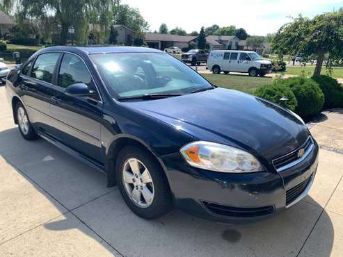 2009 CHEVY IMPALA LT *Leather * Well Maintained * Runs great! - cars... for sale in Youngstown, OH