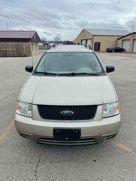 2006 Ford Freestyle SE from Nevada - - by dealer for sale in Green Bay, WI