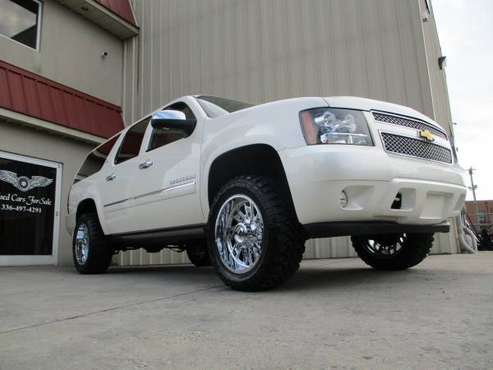 LIFTED 1 OWNER 2014 CHEVY SUBURBAN 1500 *LOADED* 20" WHEELS!! CLE@N for sale in KERNERSVILLE, SC
