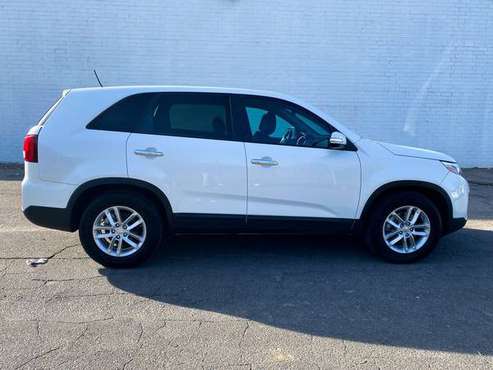 Kia Sorento 1 Owner Carfax Certified FWD Automatic Cheap Low... for sale in Fayetteville, NC