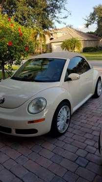2009 VW BEATLE CONVERTIBLE for sale in Lake Worth, FL