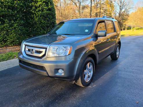2009 HONDA PILOT EX 4-WD .... LOW MILES .. THIRD ROW SEAT ... - cars... for sale in Charlotte, NC