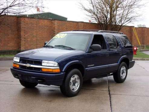 2002 CHEVY BLAZER 2500 - - by dealer - vehicle for sale in Madison Heights, MI