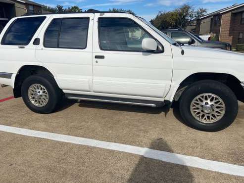 1996 Nissan Pathfinder - cars & trucks - by owner - vehicle... for sale in Fort Worth, TX