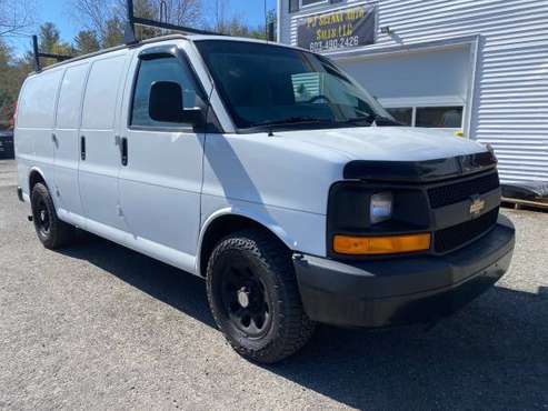 2010 CHEVY EXPRESS VAN - - by dealer - vehicle for sale in Hampstead, NH