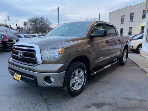 2011 Toyota Tundra CrewMax 5.7L V8 82k 4X4 - cars & trucks - by... for sale in Albany, VT