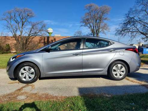 2016 Hyundai Elantra - cars & trucks - by dealer - vehicle... for sale in Mount Prospect, IL