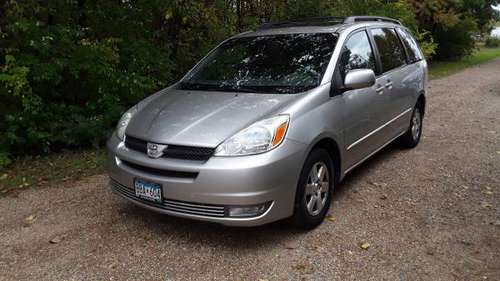 2004 Toyota Sienna XLE for sale in Cottage Grove, MN