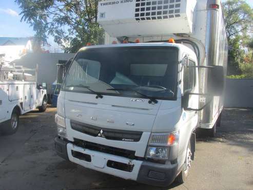 2013 mitsubishi fuso refrigerated box16 ft with standby - cars &... for sale in Providence, RI