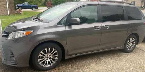 2018 Toyota Sienna XLE Premium - 22k Miles - Extended Factory for sale in Louisville, KY