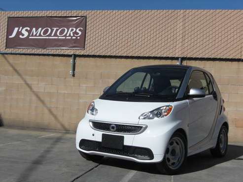 2015 SMART ELECTRIC DRIVE, ONLY 3, 500 MILES, LIKE NEW ! - cars & for sale in San Diego, CA