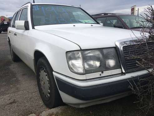 92' Mercedes BENZ 4MATIC 300 TE AWD Low miles! Clean for sale in Wenatchee, WA
