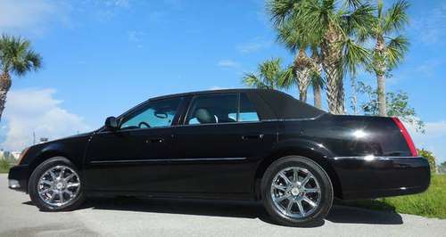 2011 Cadillac DTS Luxury Collection TRIPLE BLACK/CHROME/HEATED SEATS for sale in Fort Myers, FL