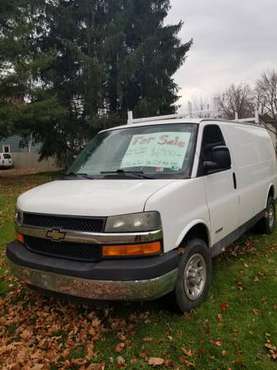 2005 CHEVY EXPRESS 2500 - cars & trucks - by owner - vehicle... for sale in New Castle, PA