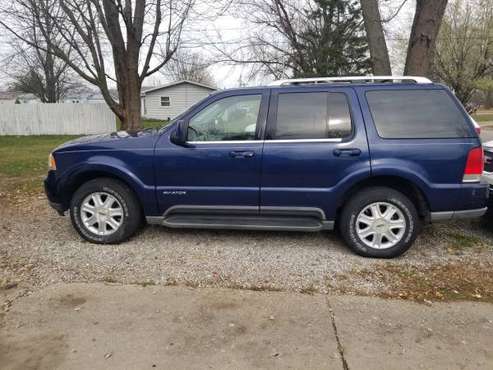 04 Lincoln Aviator AWD Luxury - cars & trucks - by owner - vehicle... for sale in Lagrange, IN