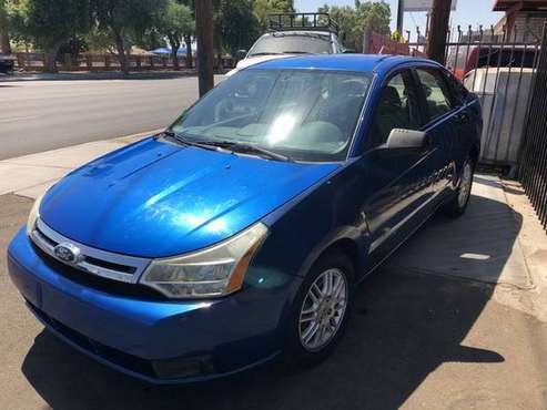 2011 Ford Focus - Financing Available! - cars & trucks - by dealer -... for sale in Phoenix, AZ