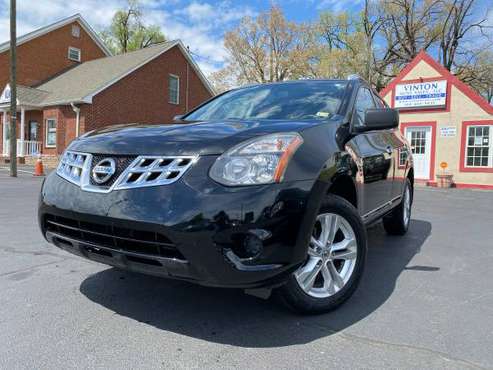 2015 Nissan Rogue Select S AWD Extra Clean Low Miles 64K - cars & for sale in Salem, VA