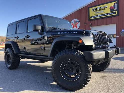 2014 Jeep Wrangler Unlimited Rubicon Black Cle for sale in Johnstown , PA