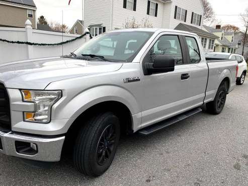 LOW PRICE /LOW MILES GREAT TRUCK - cars & trucks - by owner -... for sale in Burlington, MA