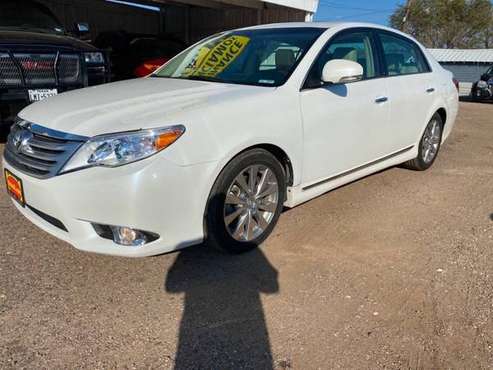 2012 TOYOTA AVALON BASE - cars & trucks - by dealer - vehicle... for sale in Amarillo, TX