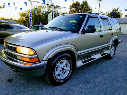 1998 CHEVY BLAZER, 4X4, EXCELLENT CONDITION+ FREE 3 MONTHS WARRANTY! for sale in Front Royal, VA