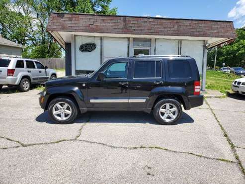 2009 Jeep Liberty Limited 4x4, Runs Great! Leather! Loaded! - cars & for sale in New Albany, KY