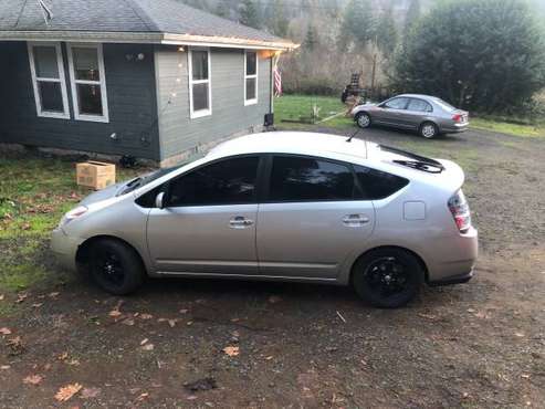 2004 Prius - cars & trucks - by owner - vehicle automotive sale for sale in Coquille, OR
