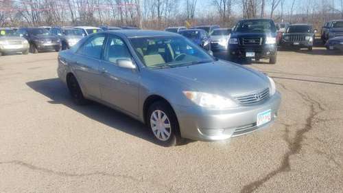 2006 Toyota Camry LE - cars & trucks - by dealer - vehicle... for sale in Saint Paul, MN