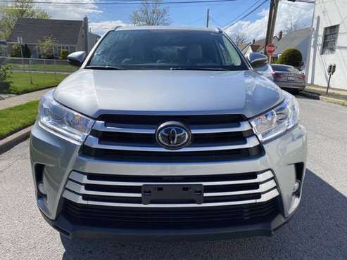 2018 Toyota Highlander XLE SUV - - by dealer - vehicle for sale in Valley Stream, NY