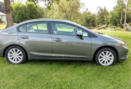 2012 Honda Civic ICE COLD A/C AND HOT HEAT, RADIO WITH CD PLAYER SUNR for sale in Dayton, OH