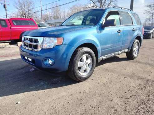 2009 Ford Escape XLT AWD - - by dealer - vehicle for sale in WAYNE, MI